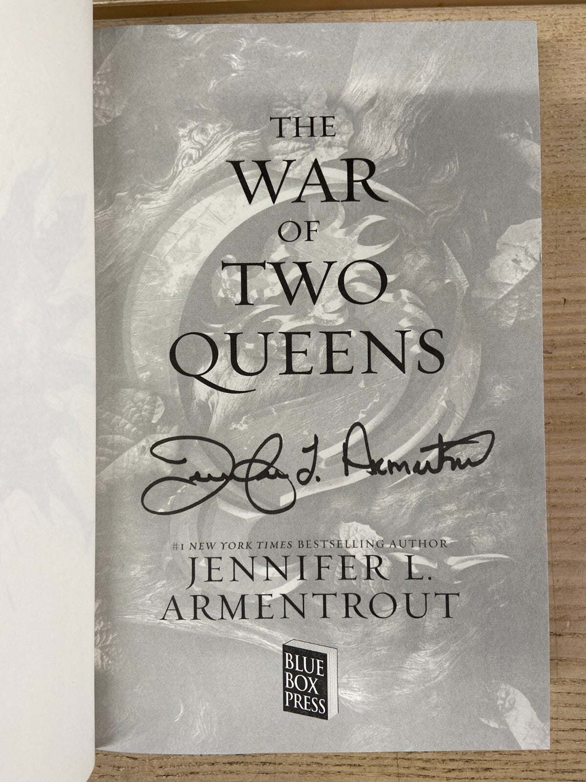 War of Two Queens Jennifer L Armetrout Signed Book
