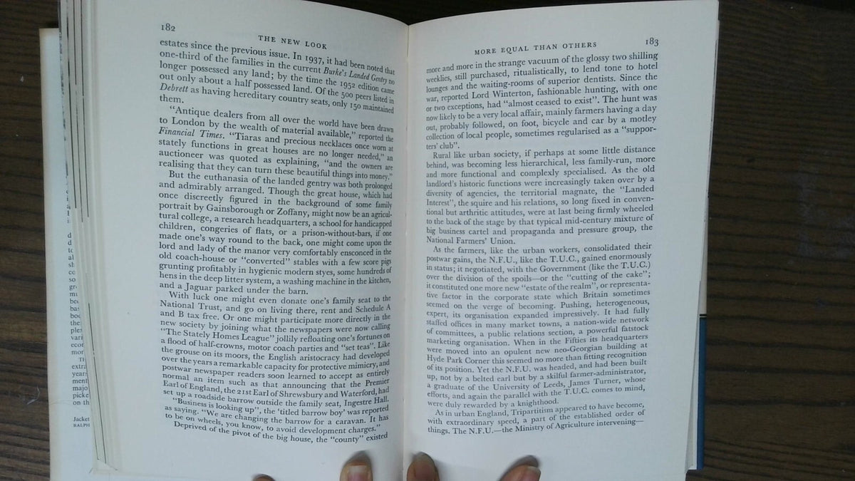 The New Look, Harry Hopkins, 1963, Secker & Warburg