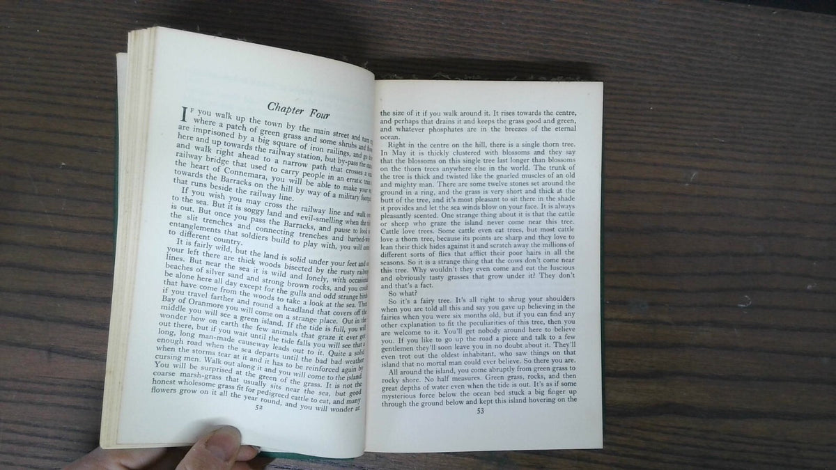 Rain on the wind, MACKEN, WALTER, 1952, Reprint Society Ltd.